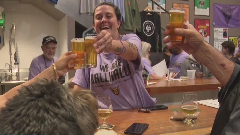 Valkyries fans pack Oakland bar to cheer on team as playoff series shifts to Atlanta — CBS Bay Area (KPIX), Round Rock Dining news