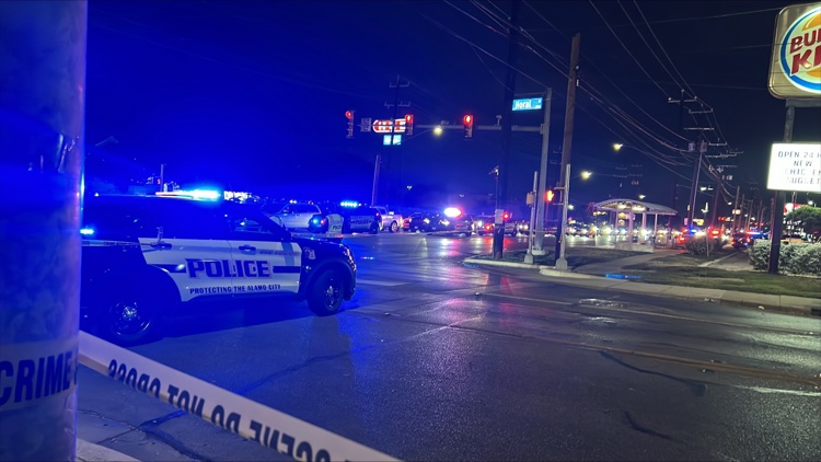 Chief: Man shot by SAPD officers after he fired weapon at them during vehicle pursuit on west side — KENS 5 (San Antonio), Round Rock Community news